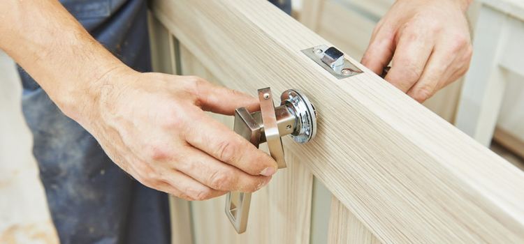 interior door repair Signal Hill
